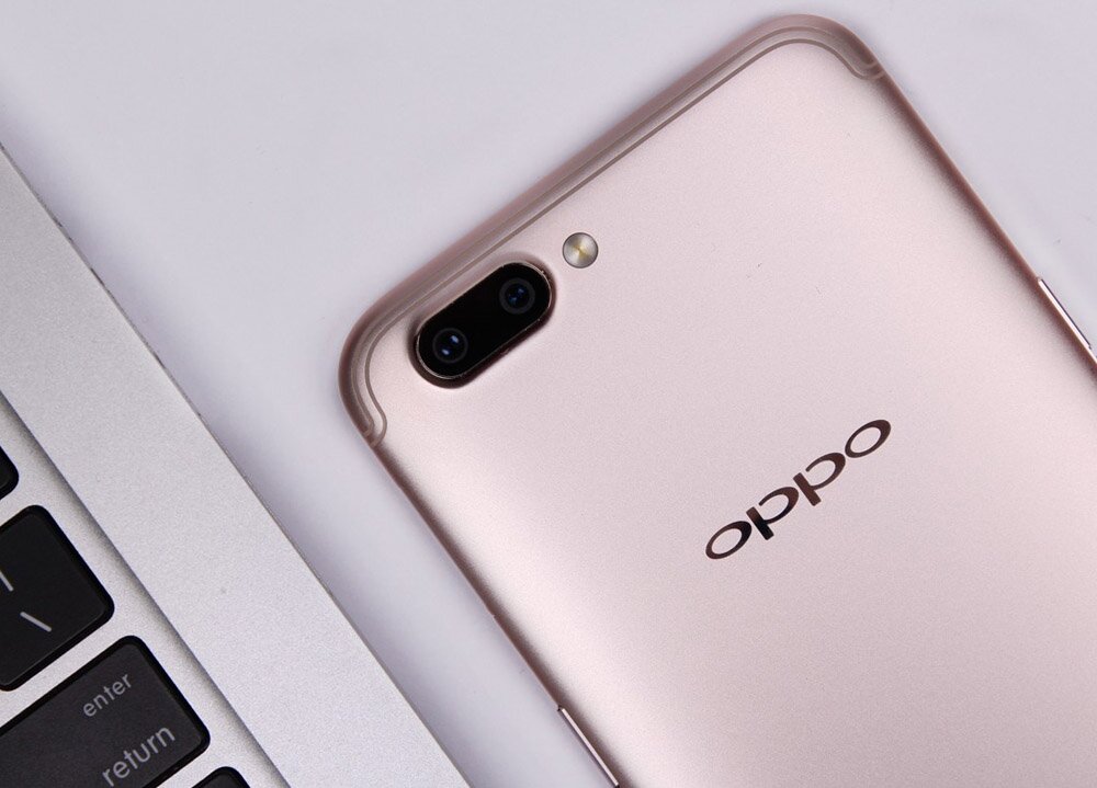 OPPO R11 mobile phone